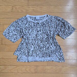 vintage Y2K | white black geometric print boxy cropped t-shirt | WMS M